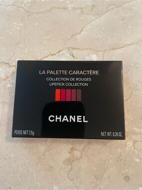 CHANEL Lipstick Palette in Black with Red and Pink Shades